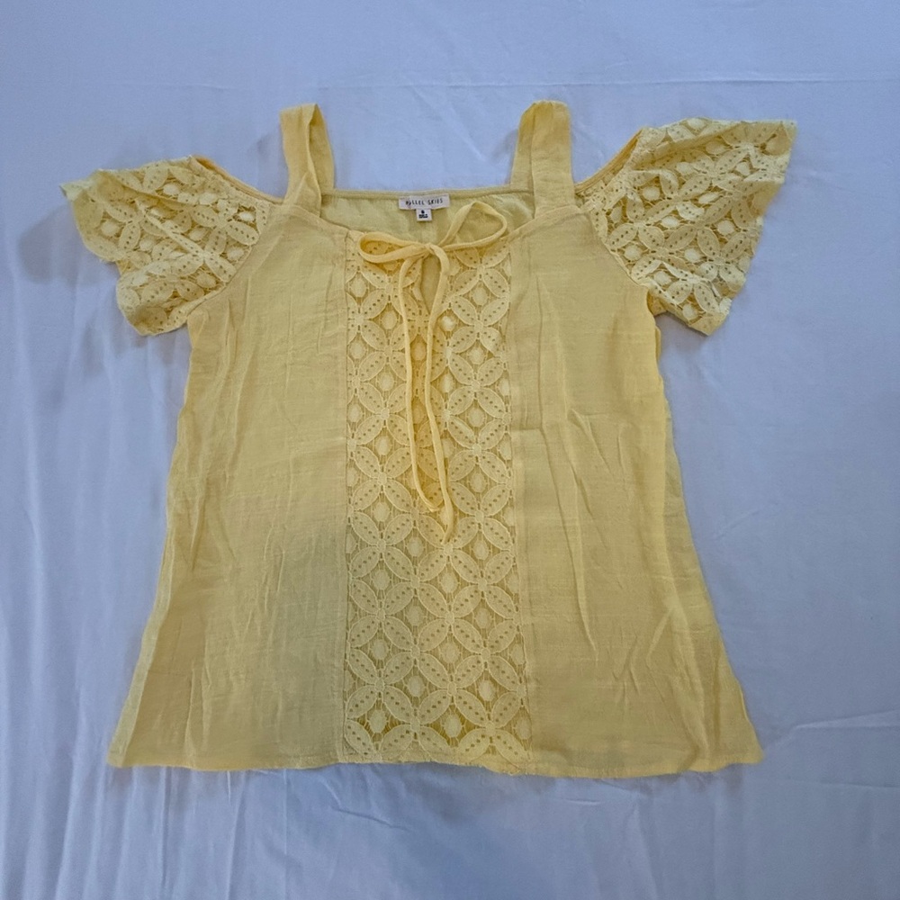 Parallel Skies Yellow Eyelet Lace Cold Shoulder Flutter Sleeve Boho - Size S